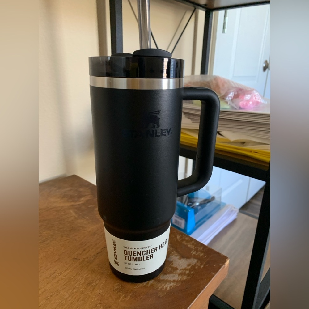 Stanley Black Quencher H2.0 Tumbler